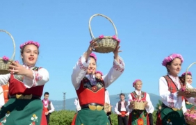 Отбелязаха Празника на розата в Казанлък