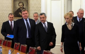 След ”много ползотворни разговори” ПФ запазва подкрепата си към кабинета