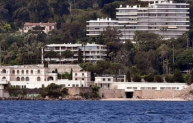 Саудитското кралско семейство разгневи французите, нареди затварянето на нудистки плаж