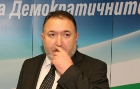 Прокуратурата не може да обвини кмета на Карлово - все влизал в болница