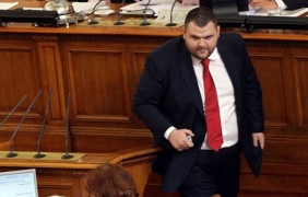Пеевски почти не е отсъствал от работа в Парламента