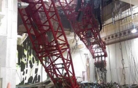 Поне 87 души са загинали и 183-ма са ранени при срутване на кран в Голямата джамия в Мека [обновена]