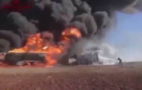 Руската авиация покосява цистерни на ИД, ”пътуващи към Турция” [видео]