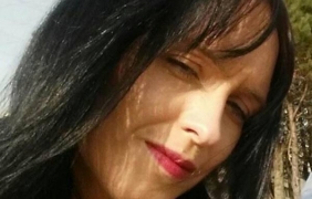 Жена успя да се измъкне от гроба, след като била закопана жива от годеника си