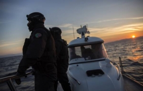 Шест деца на бежанци се удавиха край Турция