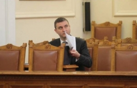 Горанов отговори на Кънев - оставка няма да подава