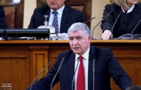 БСП поиска закриването на Комисията по досиетата