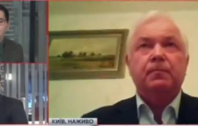 Бивш шеф на украинското разузнаване попадна в пряк ефир по долни гащи [видео]