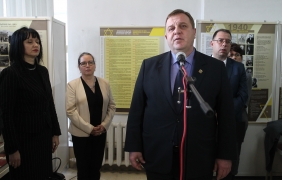 Каракачанов: Нека се въздържаме от прибързани действия