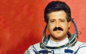 Първият сирийски космонавт живее като бежанец в Истанбул