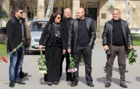 Близки си взеха последно сбогом с Павел Чернев