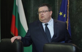 Повдигнаха обвинение срещу четирима души за взрива в Горни Лом