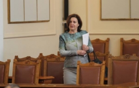 Бъчварова: Не сме установили терористи и чуждестранни бойци в България