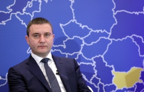 Финансовото министерство обмисля да отпусне безлихвен заем за БДЖ