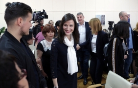 Мария Габриел: Две трети от младите в ЕВропа не различават фалшивите новини