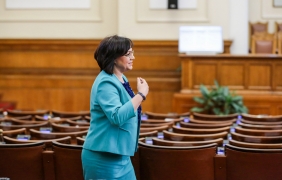 Вот за дълголетието на двуполюсния модел