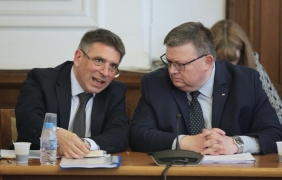 Главният прокурор – все така недосегаем