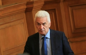 Волен Сидеров вече не е шеф на парламентарната група на "Обединени патриоти"