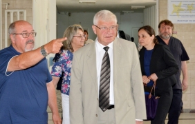 Пак неработещ здравен модел