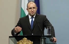 Президентът спря с вето даренията на партиите