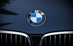 BMW търси американски военни за завода си в САЩ